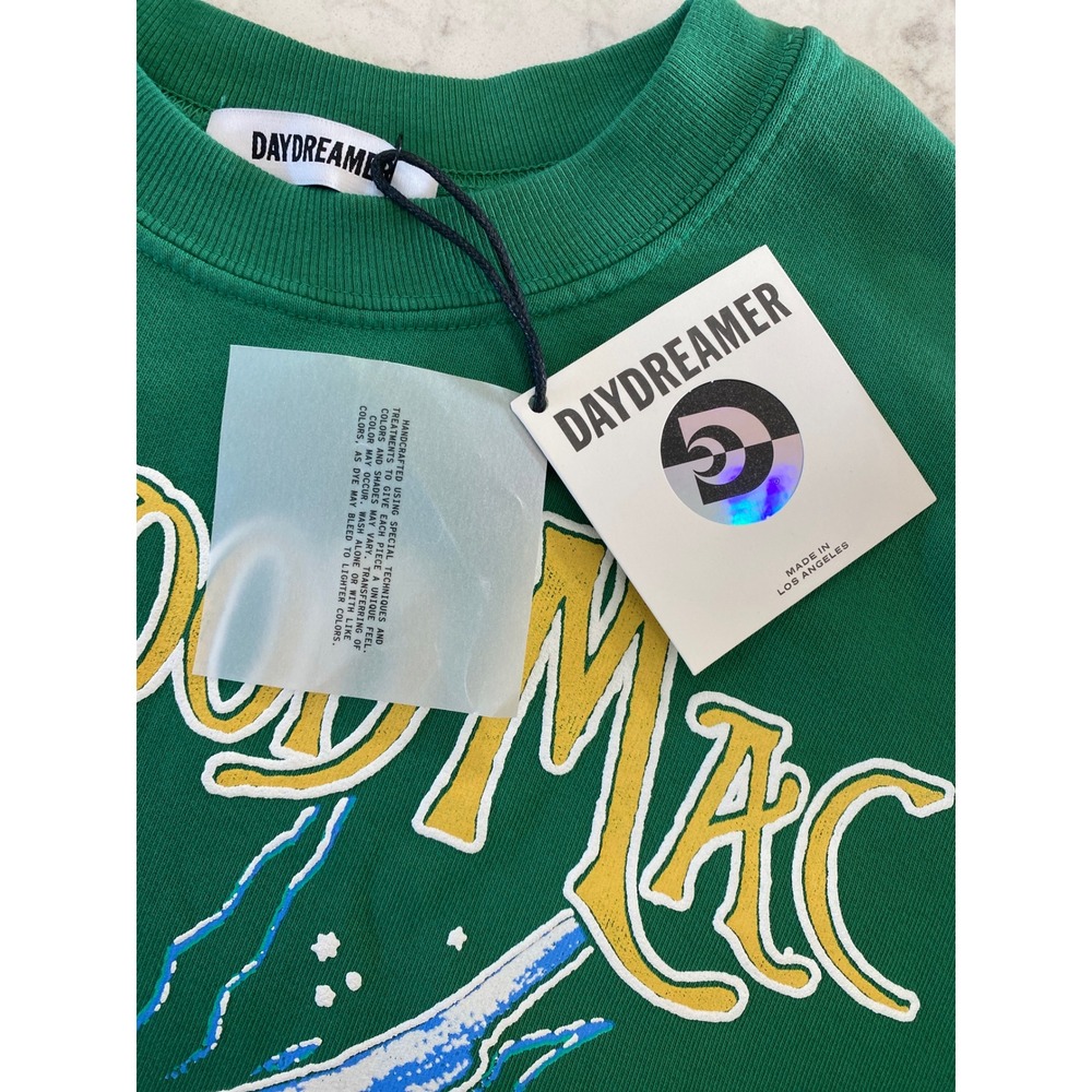 Daydreamer Fleetwood Mac August 2 1990 Green Graphic Sweatshirt XL NWT - Picture 3 of 8